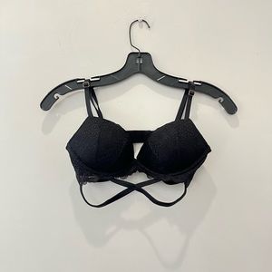 Under Crossed Regular Wire Lace Bra